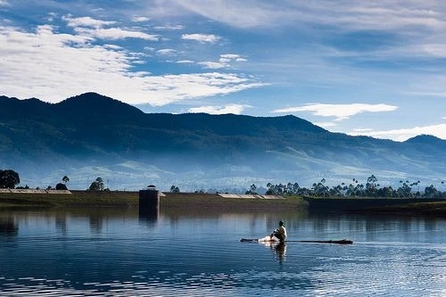 Panduan Lengkap Outbound Pangalengan: Rekomendasi Kegiatan Terbaik untuk Corporate, Kantor, dan Keluarga